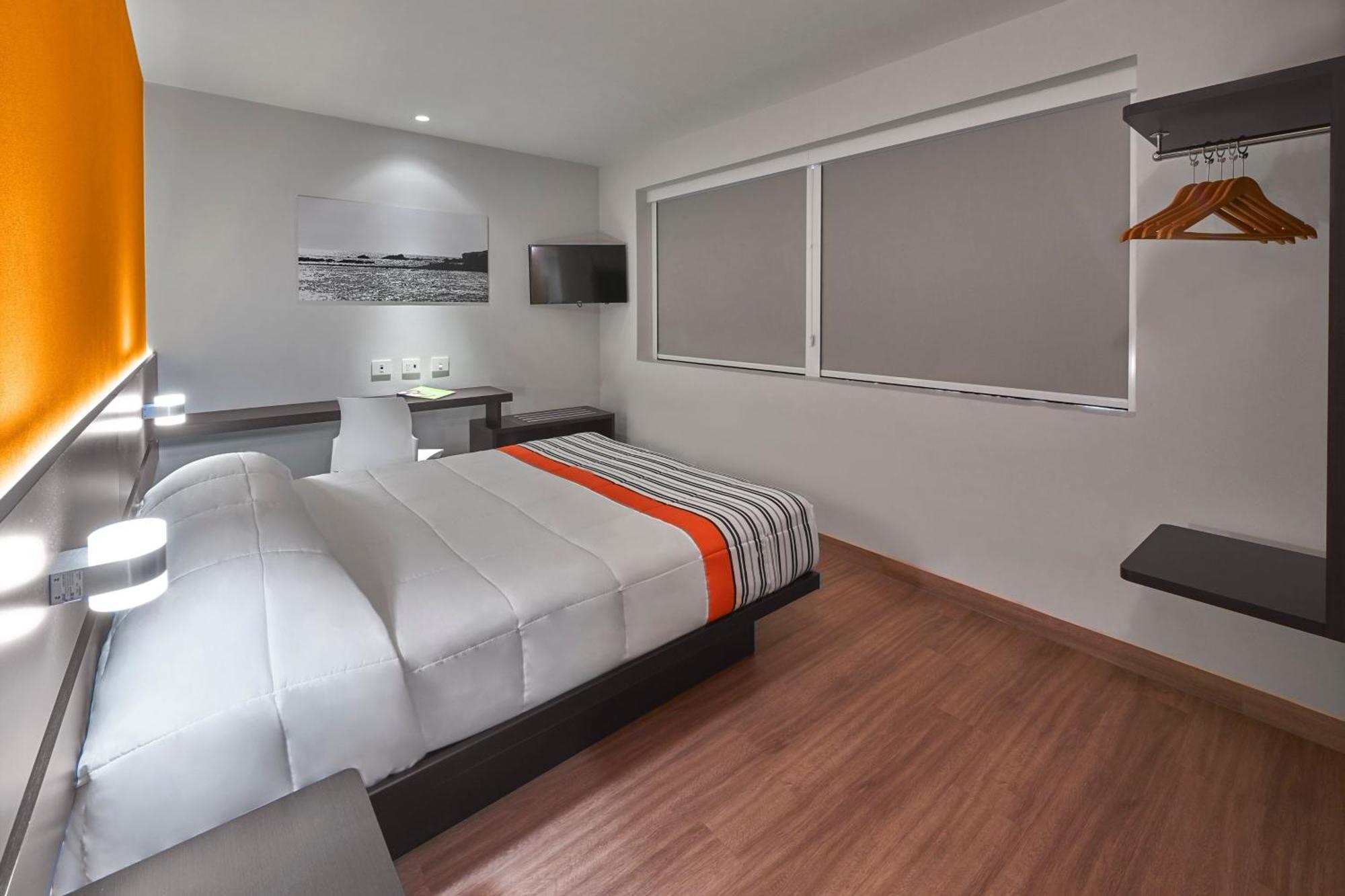 City Express Junior By Marriott Ciudad De Mexico Sullivan Esterno foto
